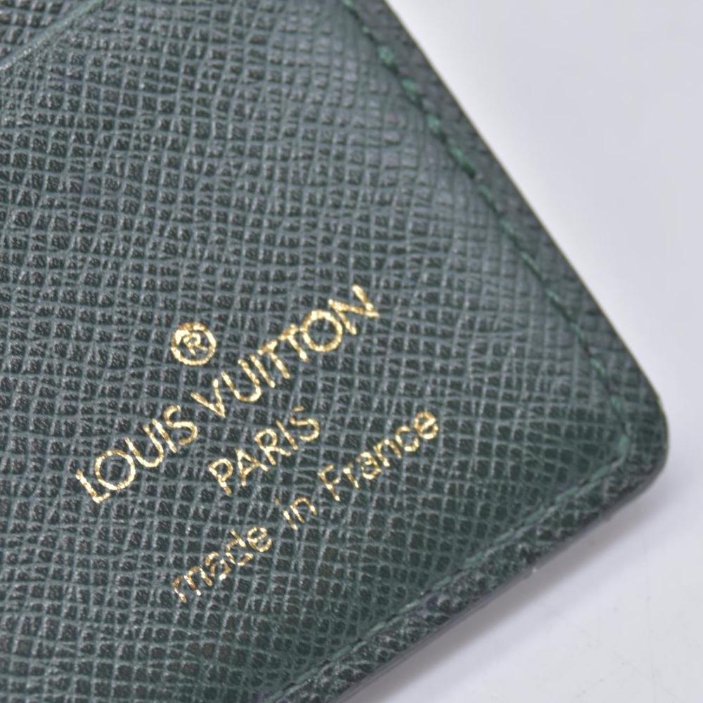 $630 1992 Louis Vuitton Monogram Green Taiga Card Holder Insert CONSIGNMENT MI0992 10021227