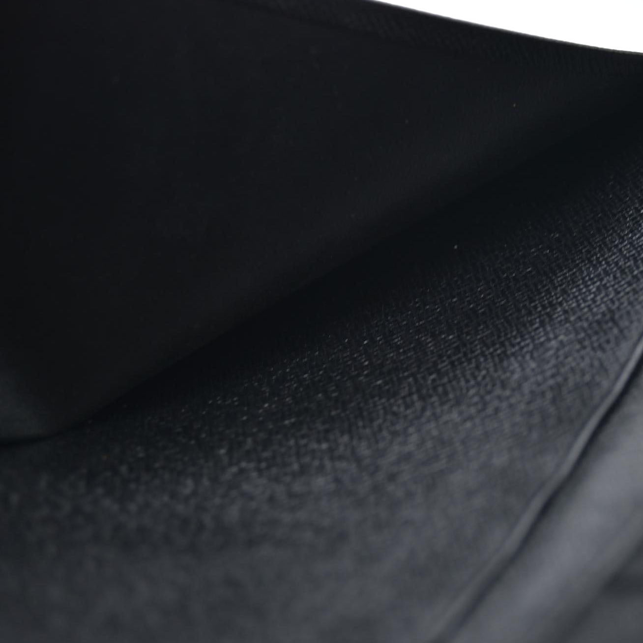 AUCTION $545 Louis Vuitton Epi Porte Chequier Credit Leather Long Wallet Black CA0042