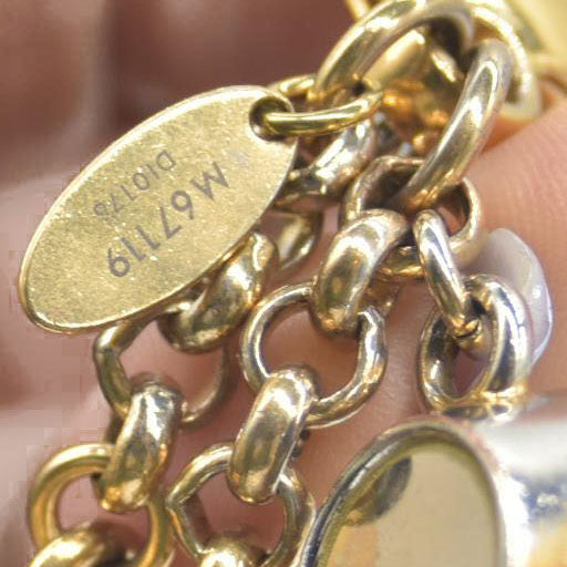 $530 Louis Vuitton  Enamel Fleur De Monogram Bag Charm CONSIGNMENT