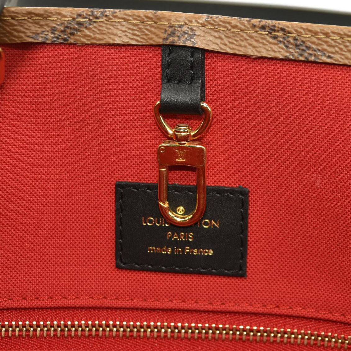 LOUIS VUITTON Reverse Monogram Giant Onthego MM TR3260