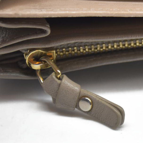 AUCTION $550 Chloe Indy Leather Long Bifold Wallet Purse Gray