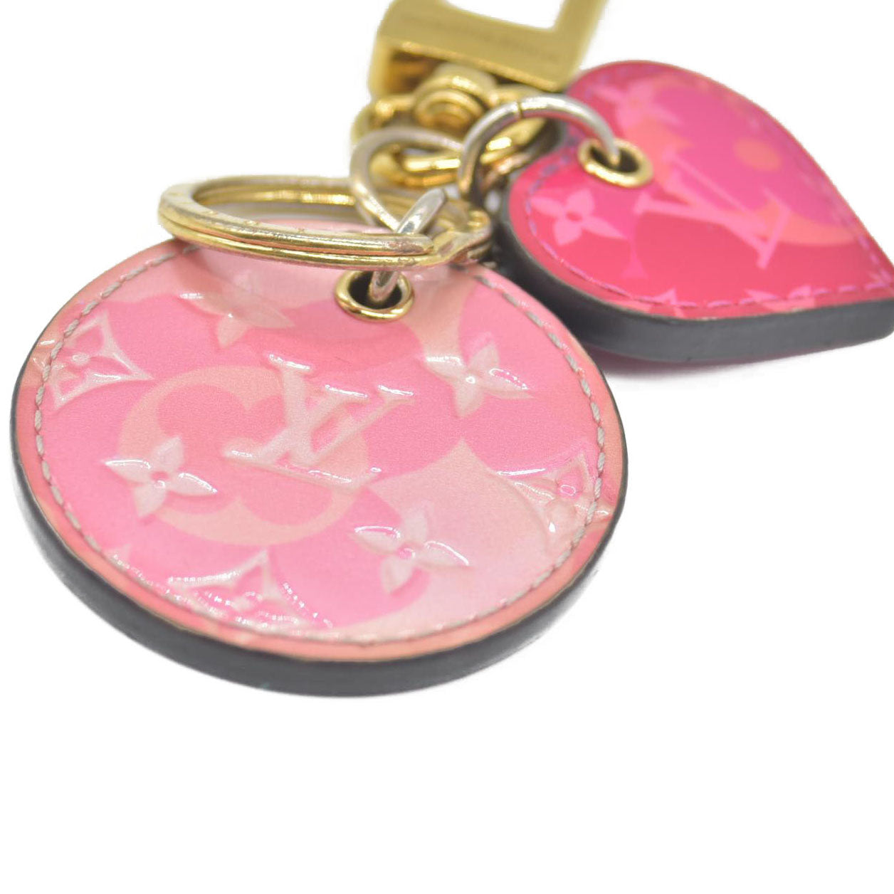 $370 Louis Vuitton  Vernis Monogram Valentine's Heart Bag Charm & Key Holder CONSIGNMENT