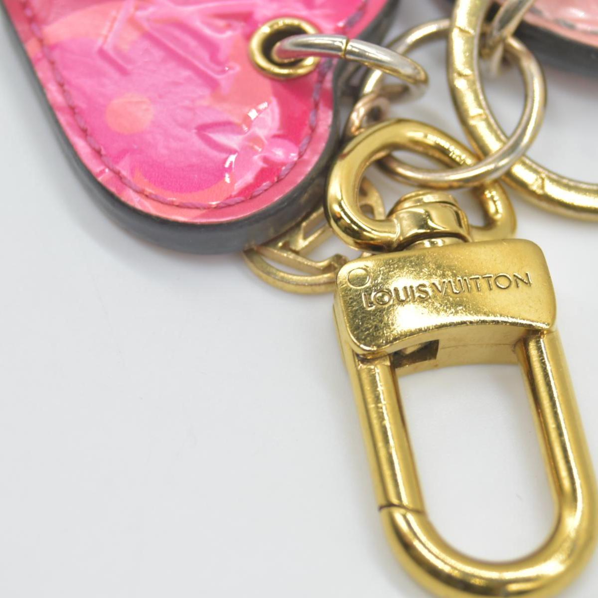 $370 Louis Vuitton  Vernis Monogram Valentine's Heart Bag Charm & Key Holder CONSIGNMENT