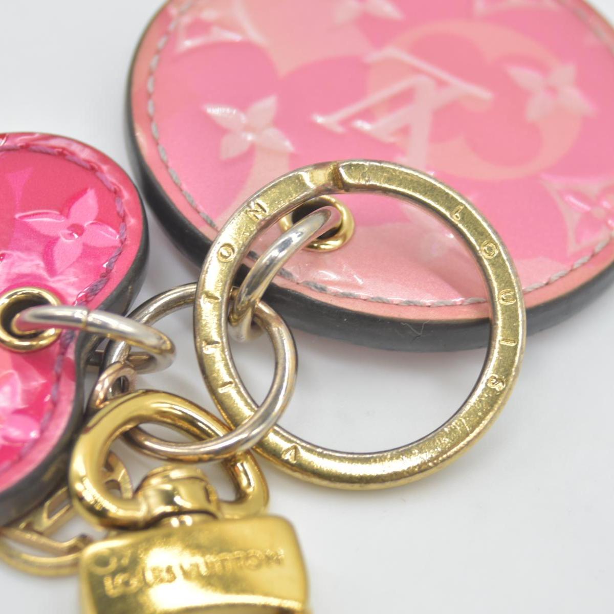 $370 Louis Vuitton  Vernis Monogram Valentine's Heart Bag Charm & Key Holder CONSIGNMENT