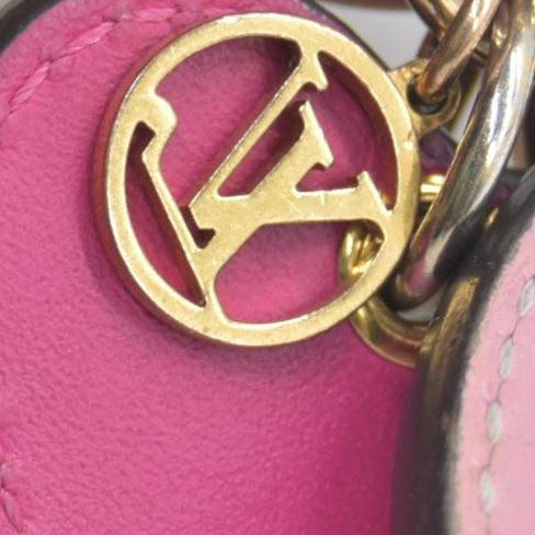 $370 Louis Vuitton  Vernis Monogram Valentine's Heart Bag Charm & Key Holder CONSIGNMENT