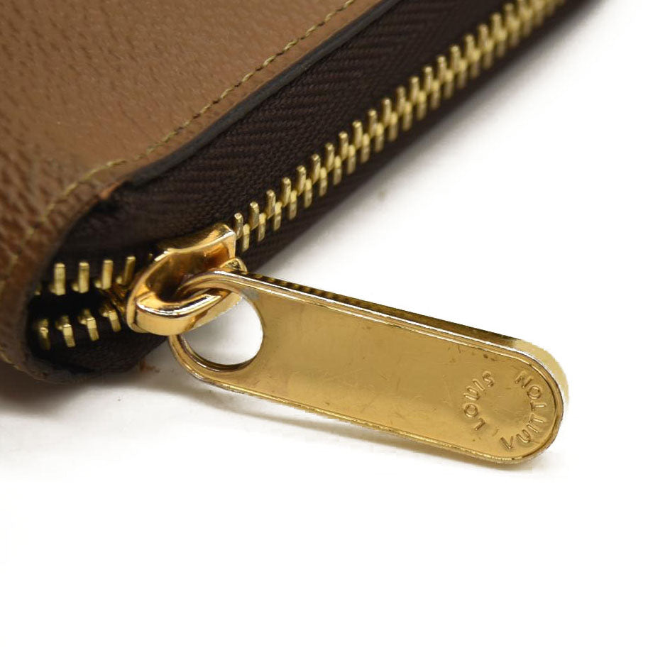 LOUIS VUITTON  Reverse Monogram Giant Zippy Wallet CA0290