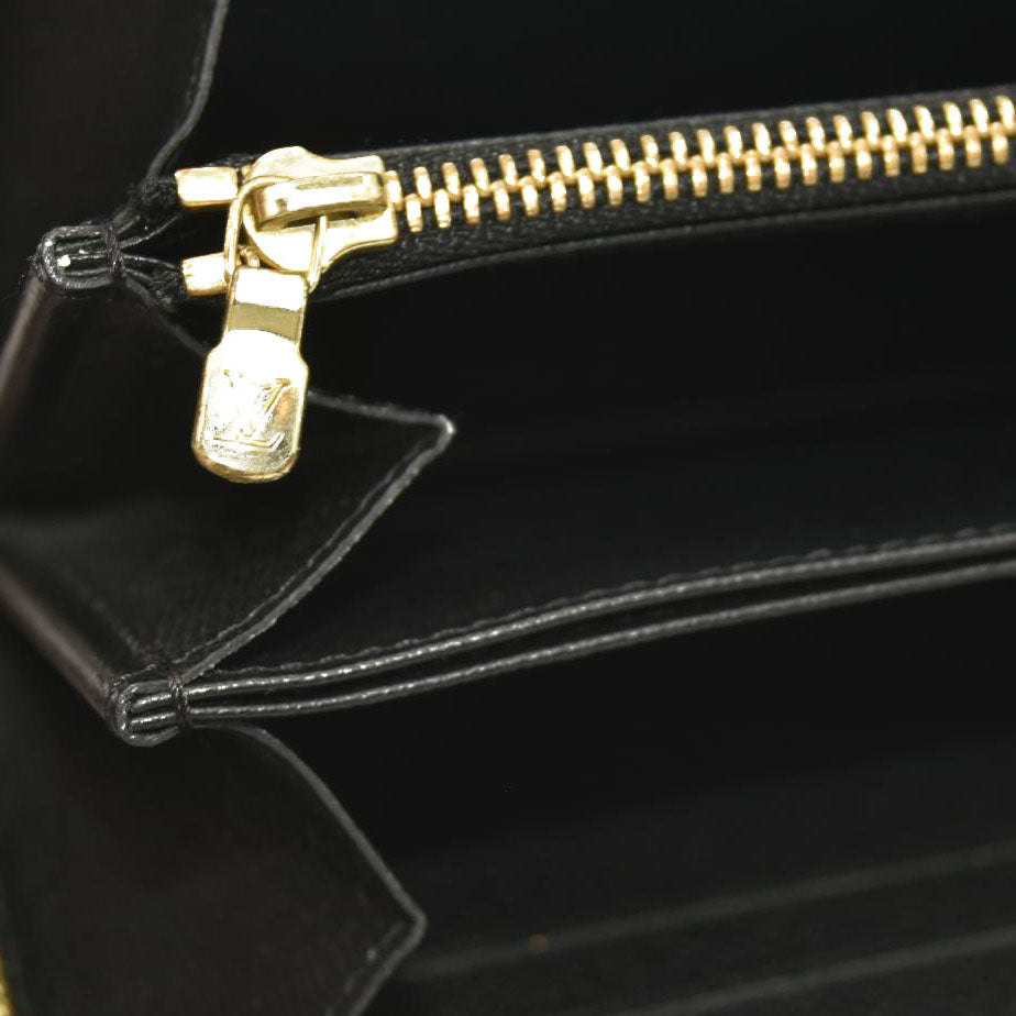 LOUIS VUITTON  Reverse Monogram Giant Zippy Wallet CA0290