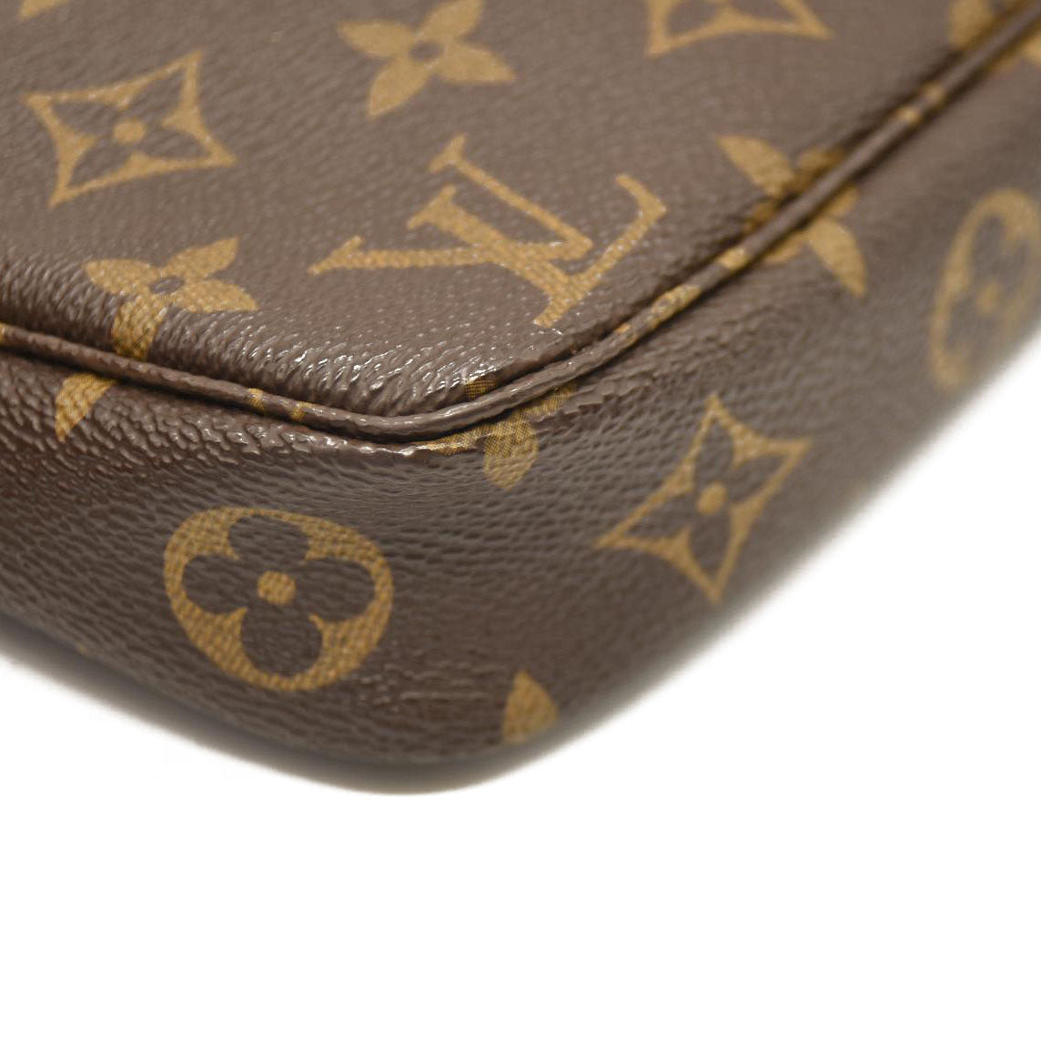 LOUIS VUITTON Monogram Pochette Accessories  AR0928