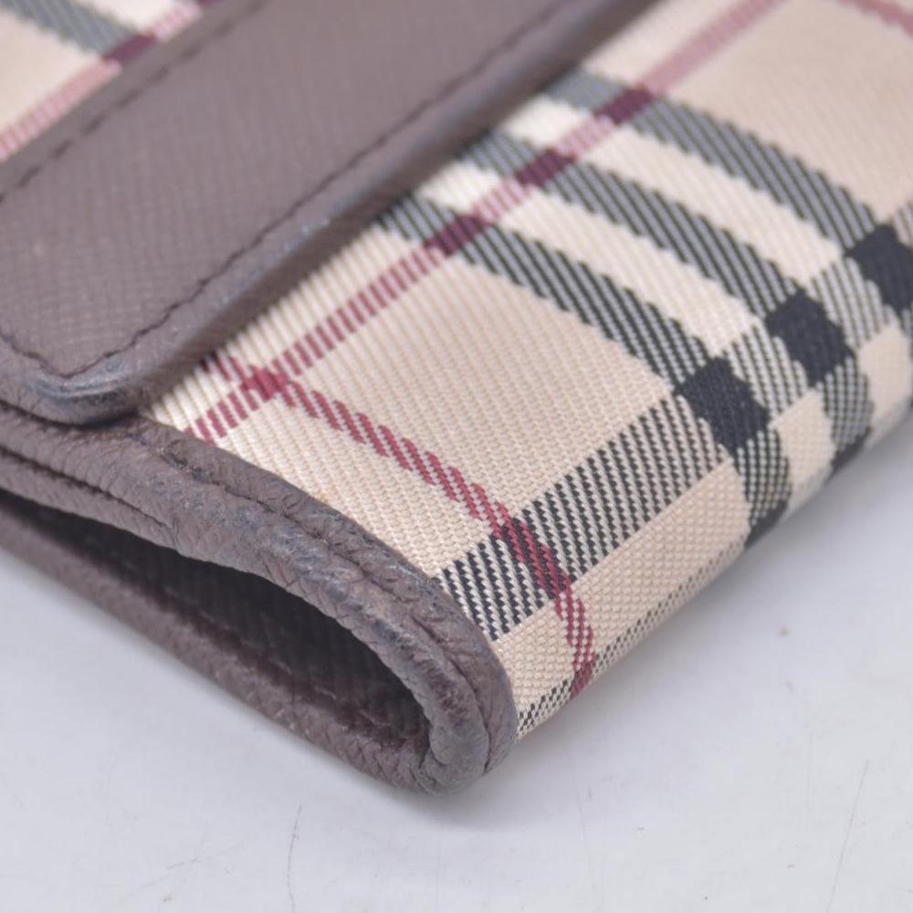 $395 Burberry House Check Medium Folding Wallet CONSIGNMENT 10021215