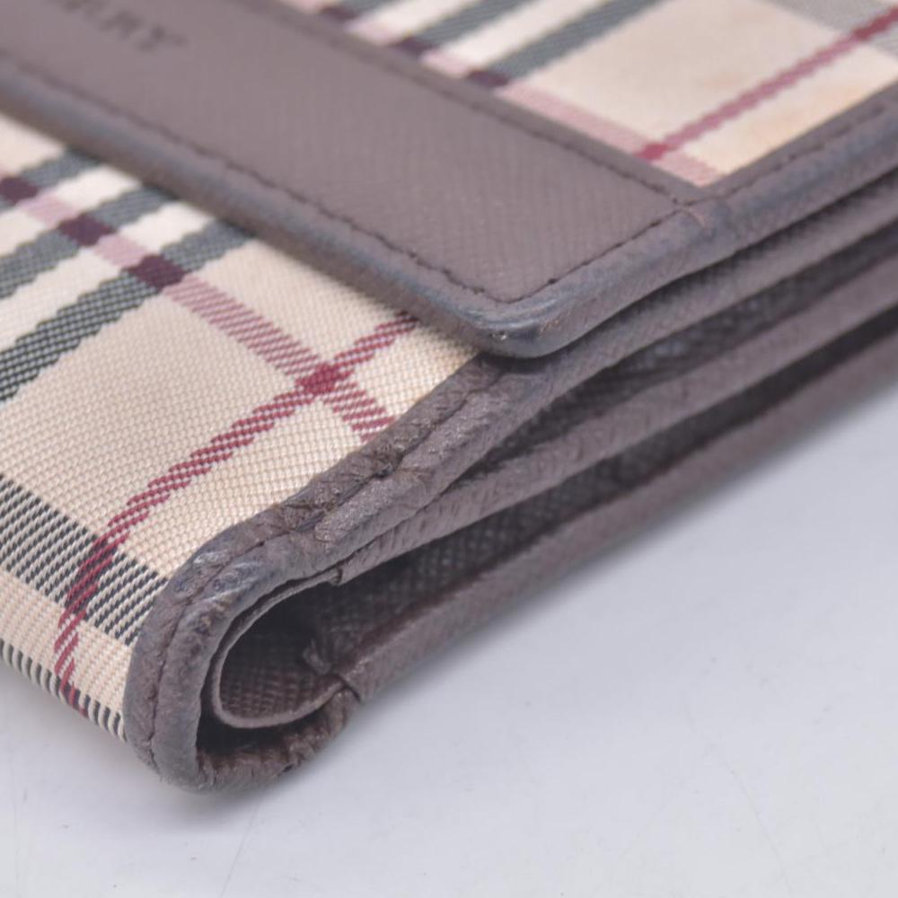 $395 Burberry House Check Medium Folding Wallet CONSIGNMENT 10021215