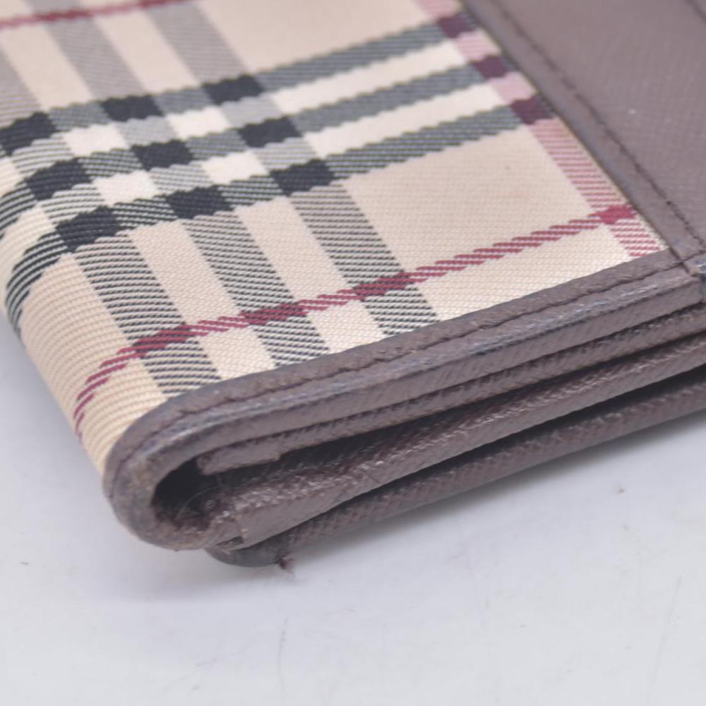 $395 Burberry House Check Medium Folding Wallet CONSIGNMENT 10021215