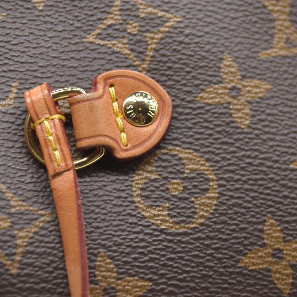 $2170 Louis Vuitton Neverfull MM Monogram Rose Ballerine