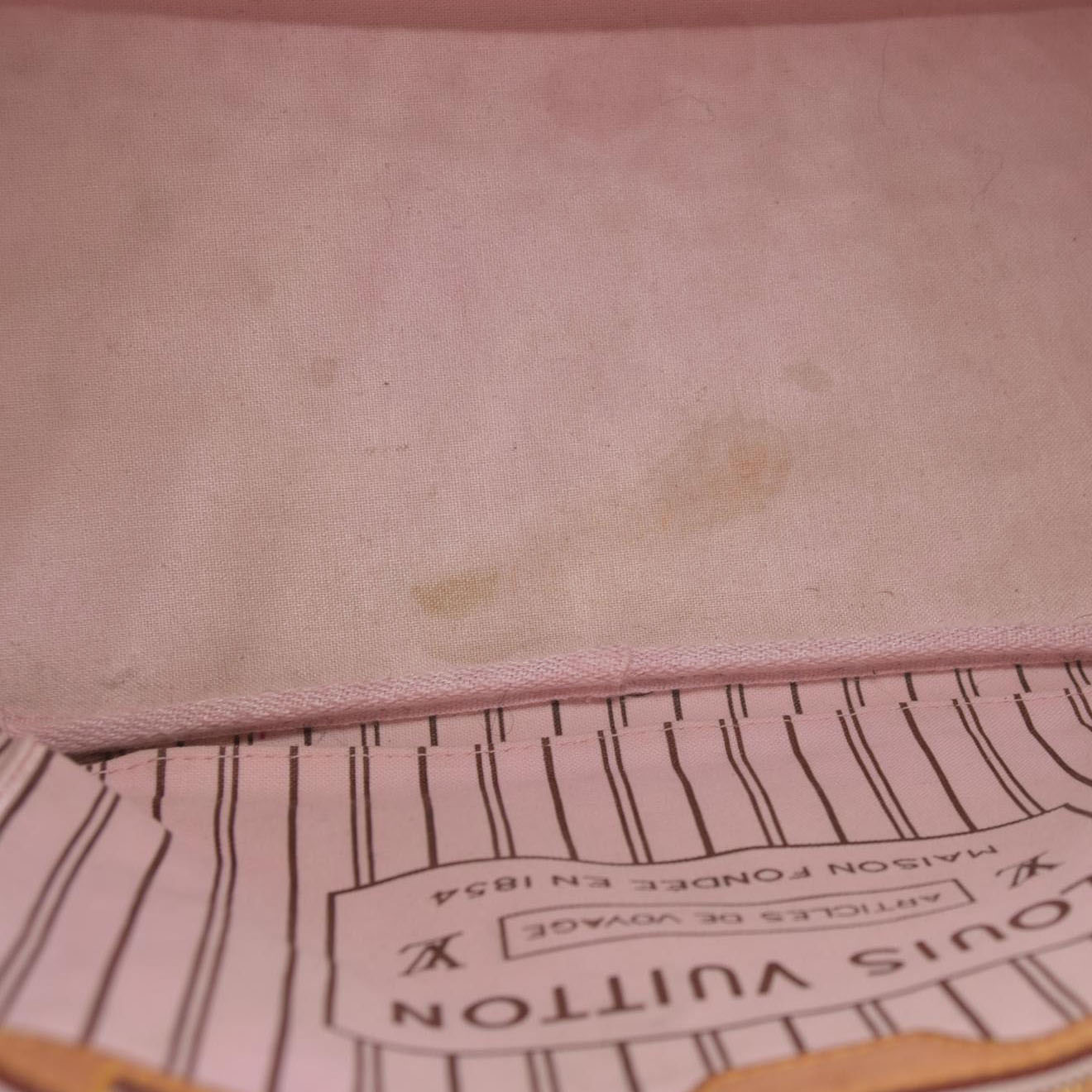 $2170 Louis Vuitton Neverfull MM Monogram Rose Ballerine