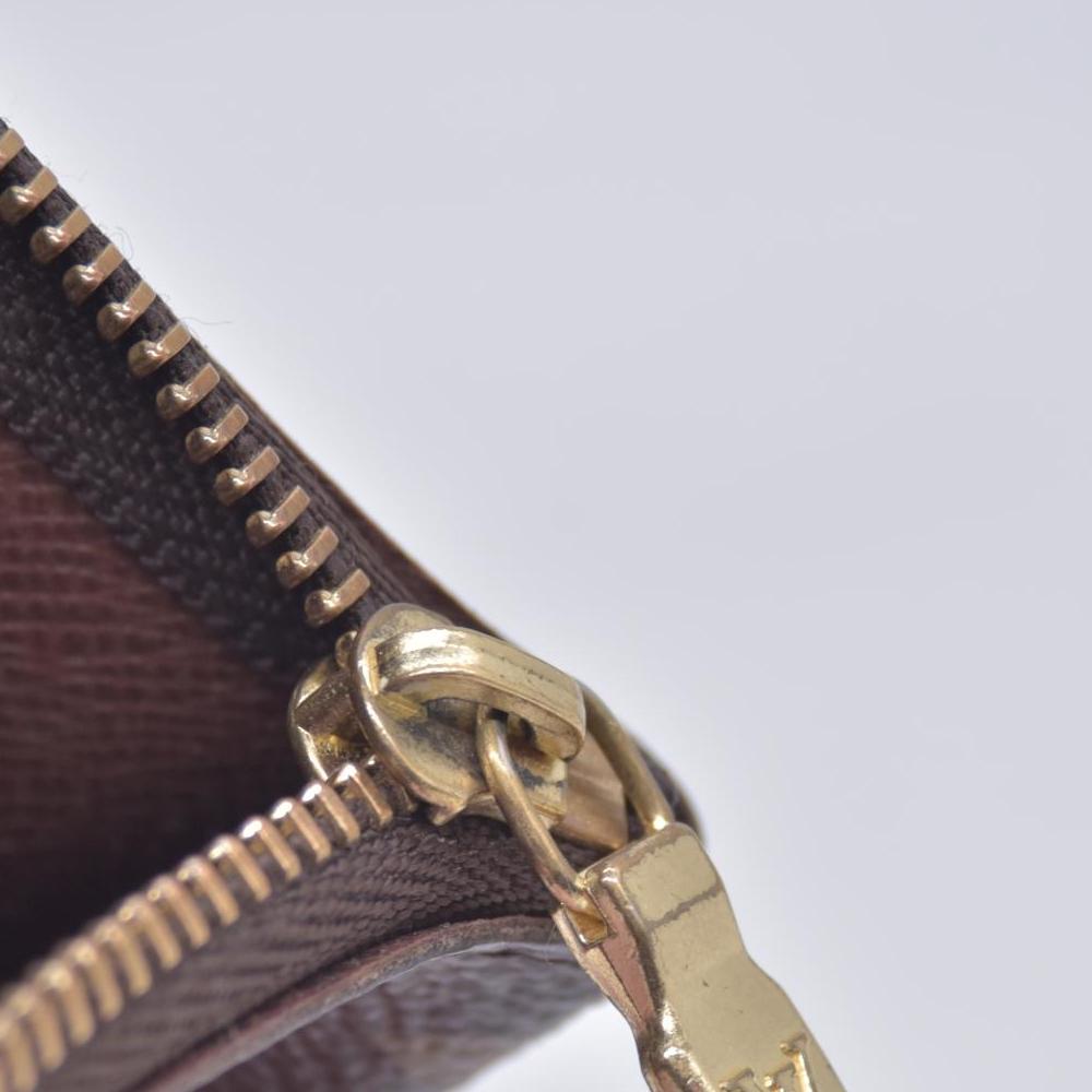 $355 2013 Louis Vuitton Monogram Key Pouch CT2133 CONSIGNMENT 10021283