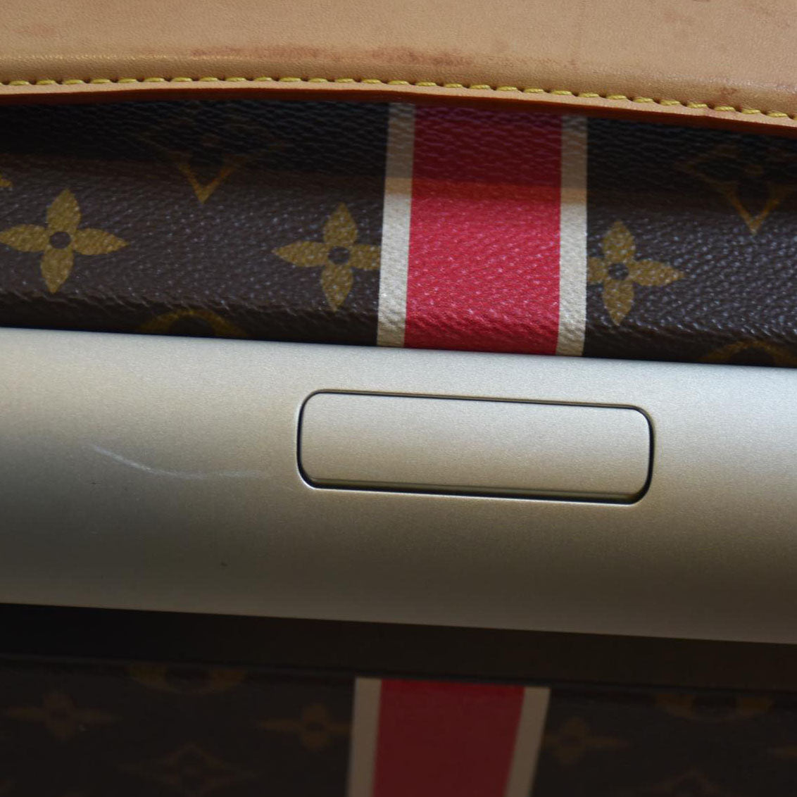 Louis Vuitton Monogram Horizon 70 Suitcase