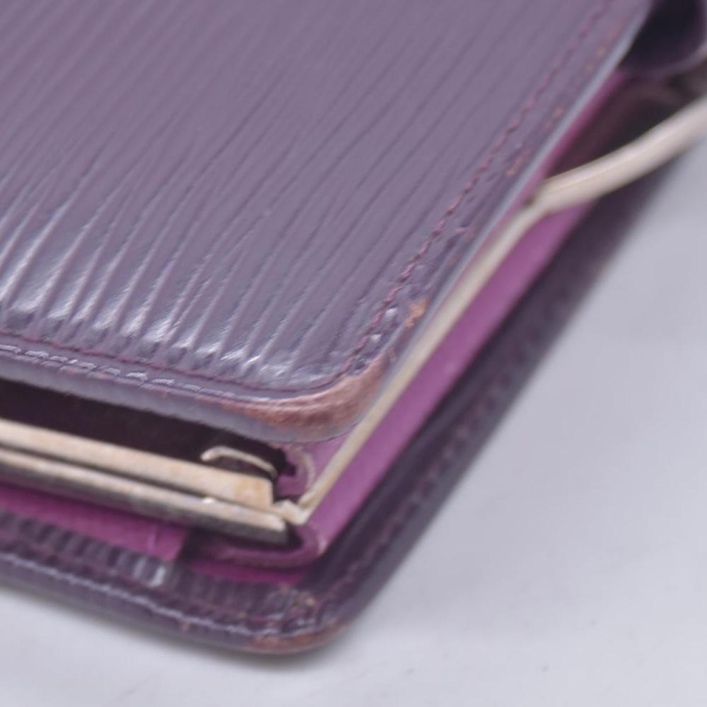 $830 2009 Louis Vuitton Epi Leather French Purse Wallet RI1069 CONSIGNMENT 10021241