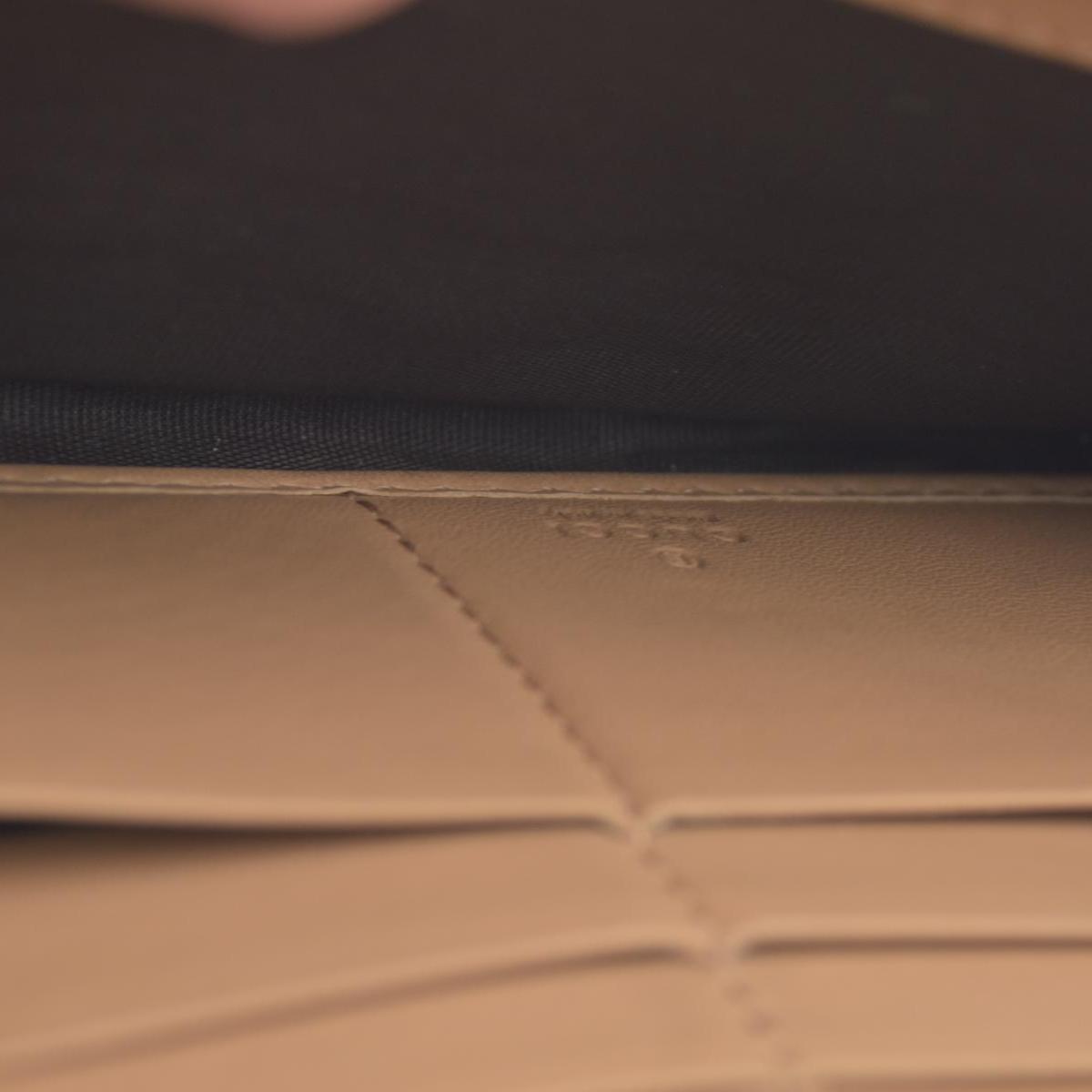 $820 Gucci Guccissima Signature Microguccissima Bree Zip Around Wallet Beige CONSIGNMENT