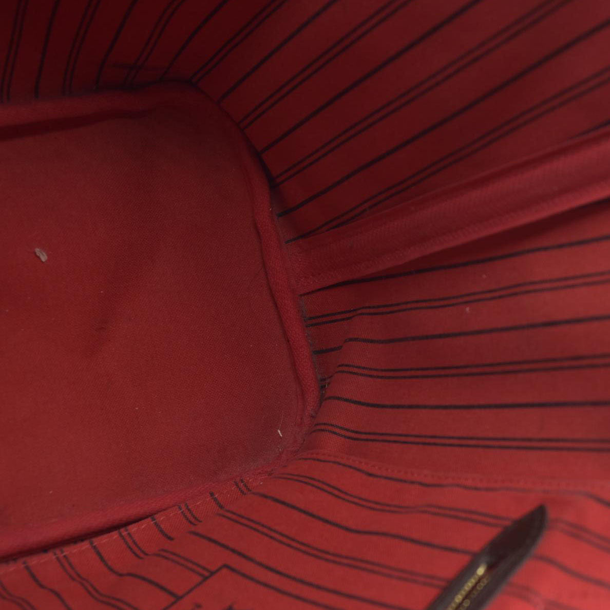 $2170 Louis Vuitton Damier Ebene Neverfull