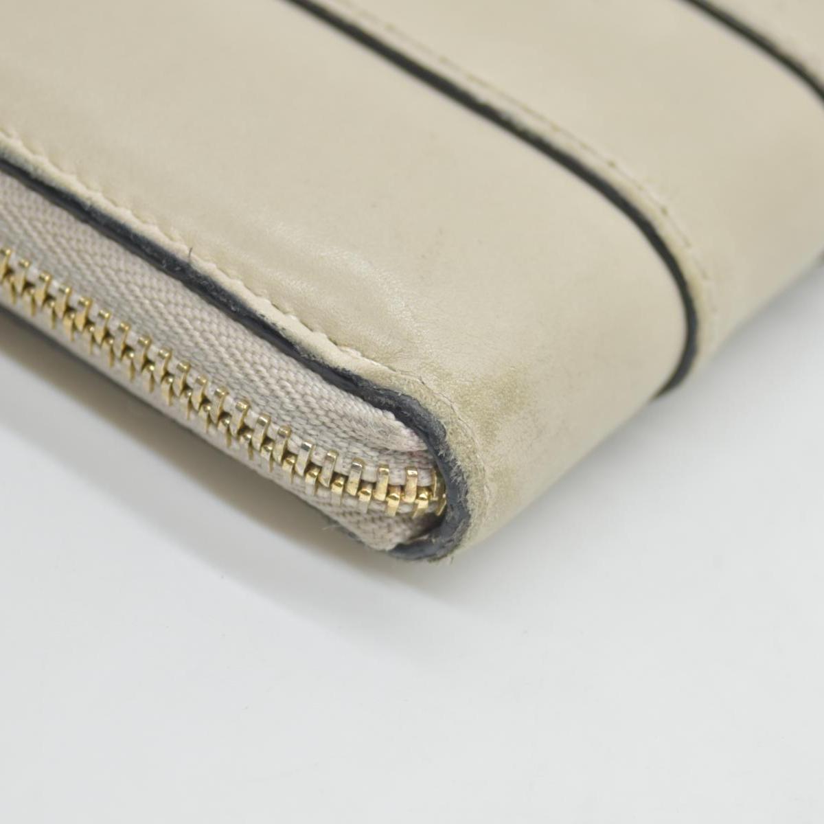 $840 Bvlgari Serpenti leather wallet CONSIGNMENT