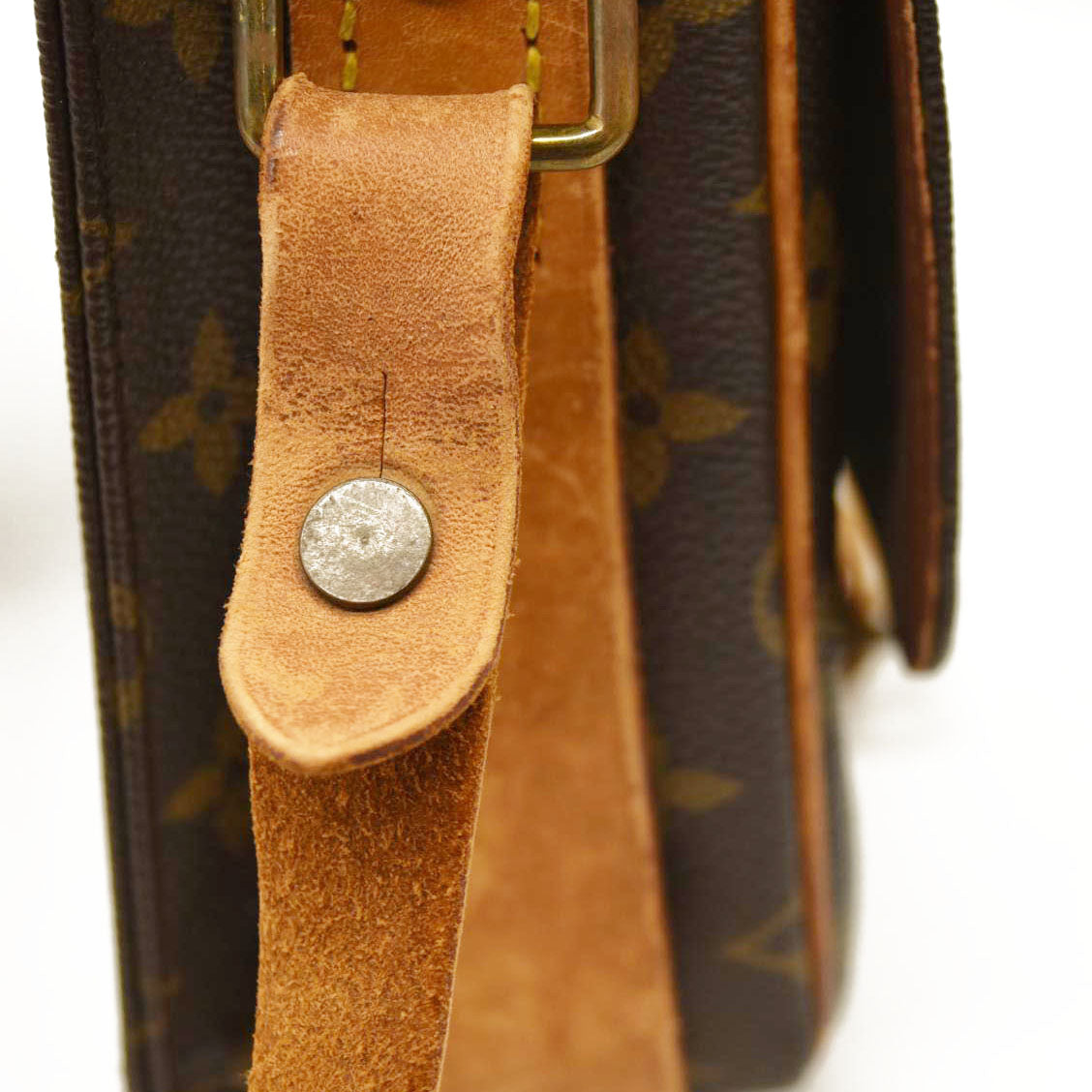 Louis Vuitton  Monogram Cartouchiere 26 	864SL