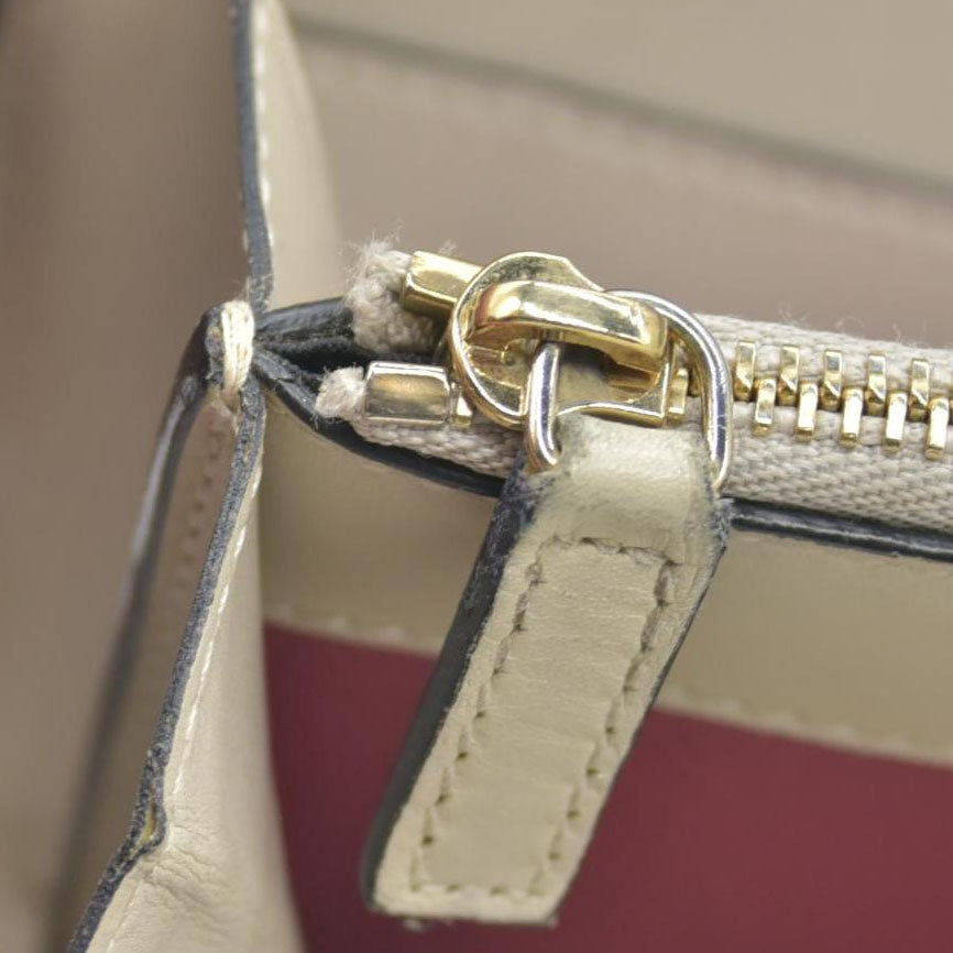 $840 Bvlgari Serpenti leather wallet CONSIGNMENT