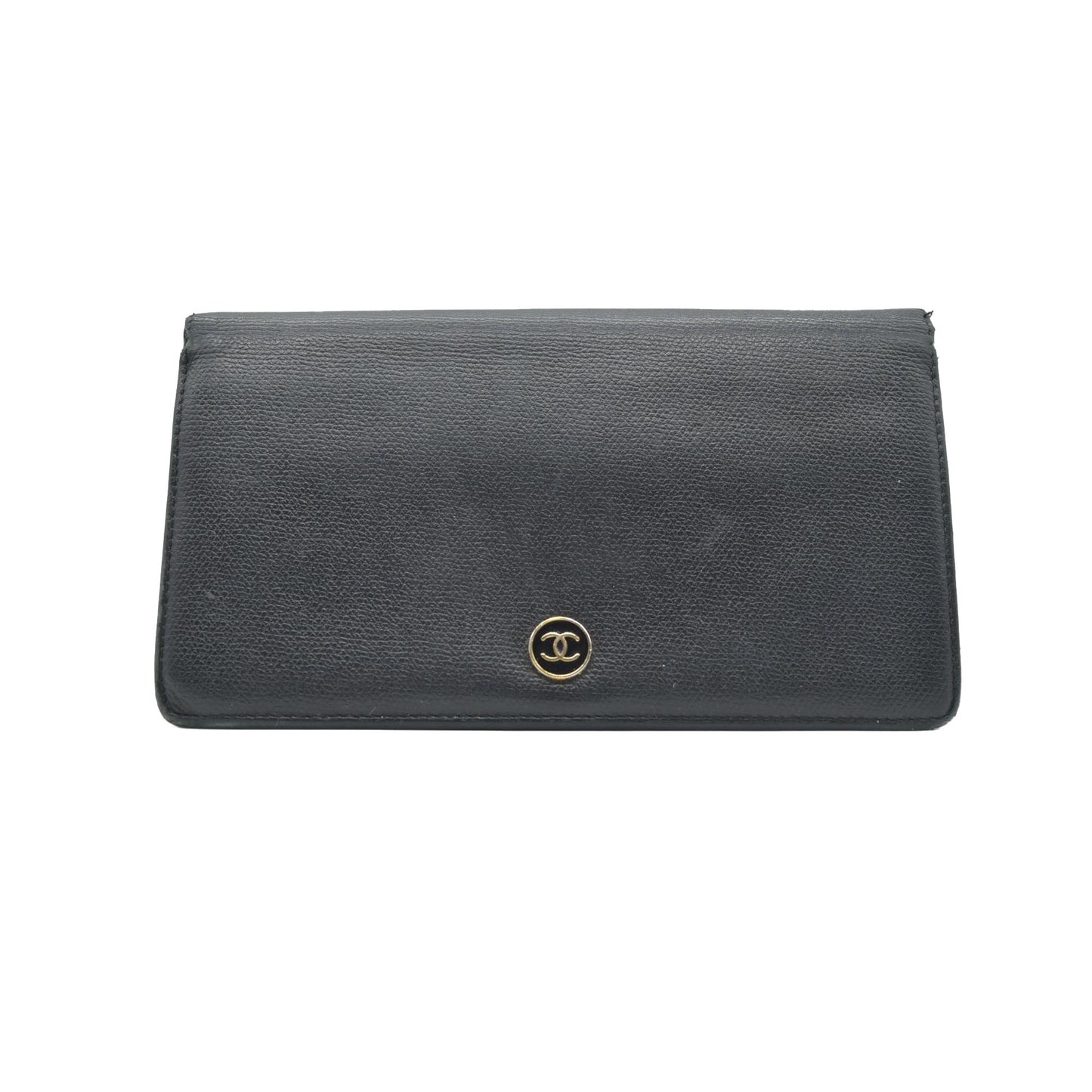 $925 Chanel  Interlocking CC Logo Leather Wallet CONSIGNMENT