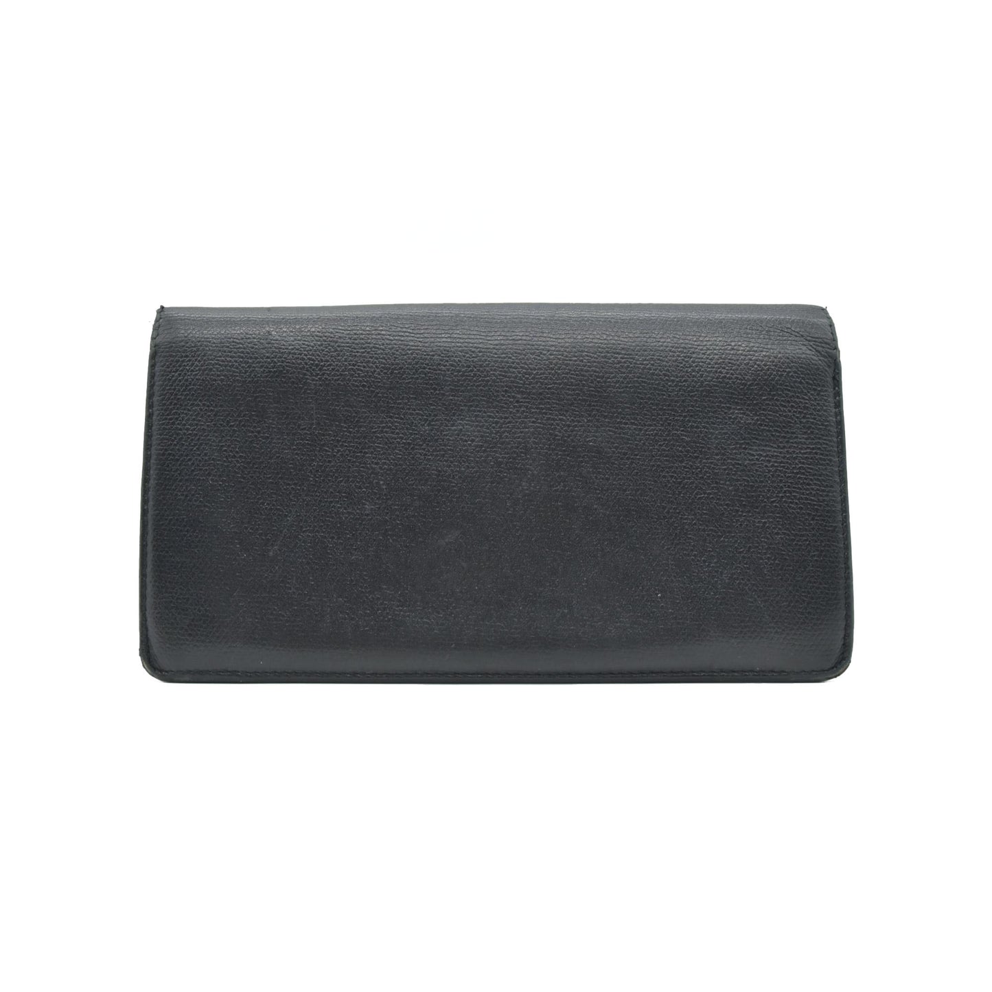 $925 Chanel  Interlocking CC Logo Leather Wallet CONSIGNMENT