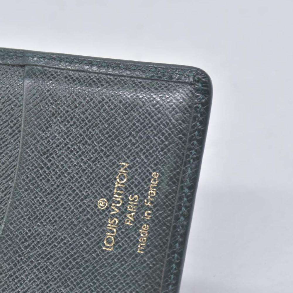 $420 2013 LOUIS VUITTON Taiga Leather Pocket Organizer Card Holder Epicea Green MI0143 CONSIGNMENT 10021206