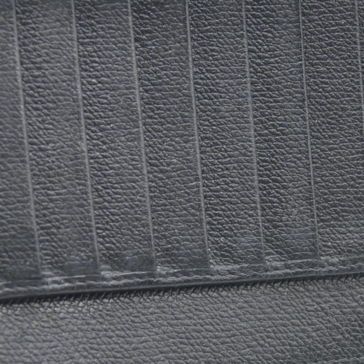 $925 Chanel  Interlocking CC Logo Leather Wallet CONSIGNMENT