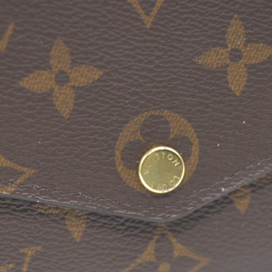 $775 Louis Vuitton  Monogram Sarah Wallet NM Rose Ballerine RFID