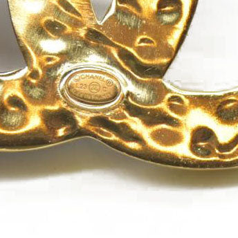 $995 Chanel Cruise 2023 Resin CC Logo Brooch