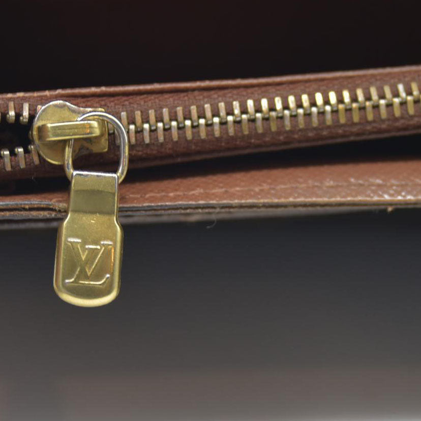 AUCTION $720 Louis Vuitton Monogram Portefeiulle Sarah Long Bifold Wallet Brown CA0049