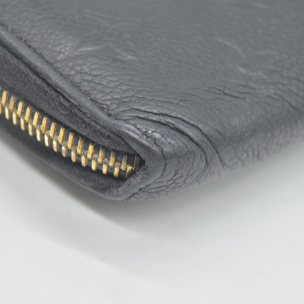 $1070 Prada Black Saffiano Leather Travel Zip Around Wallet CONSIGNMENT