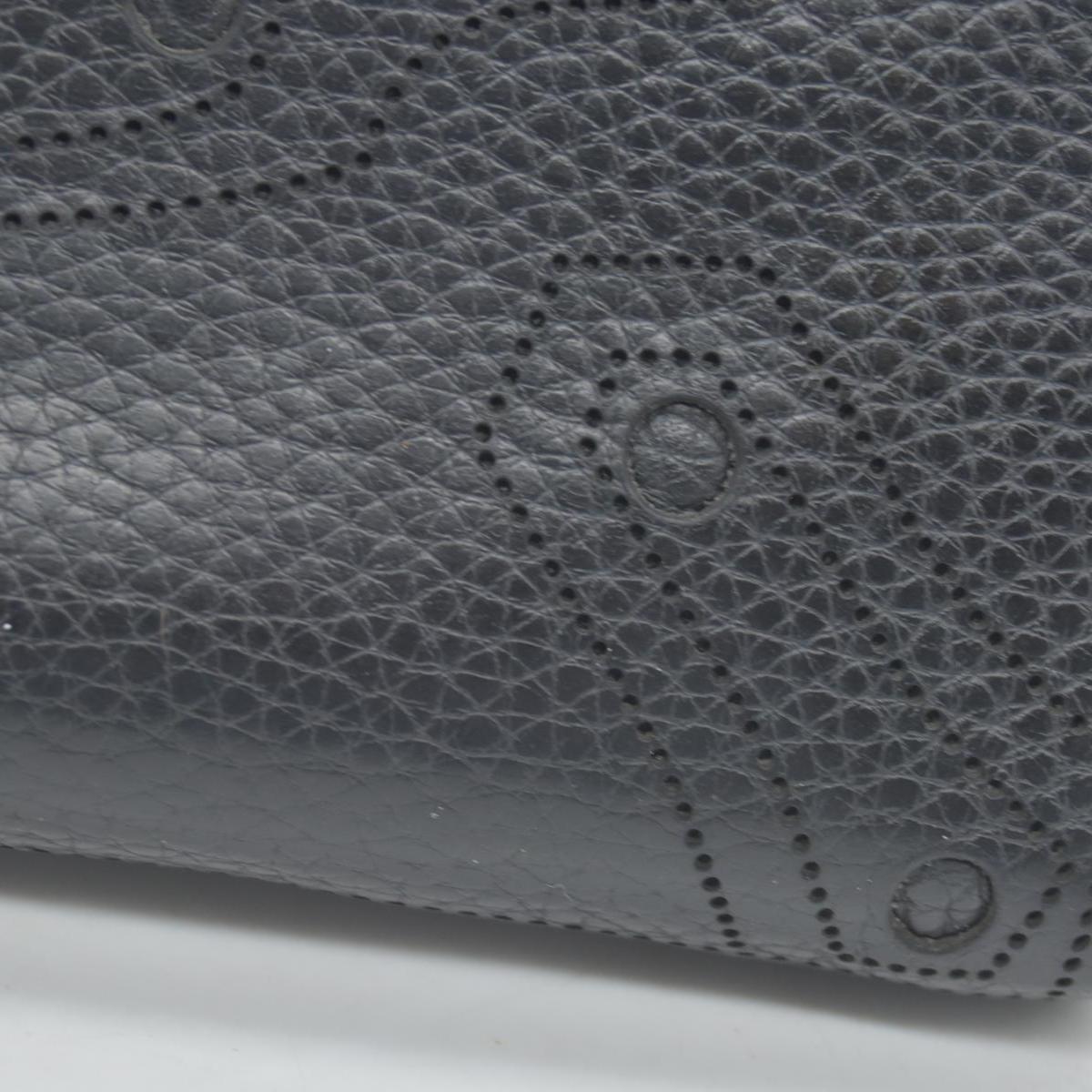 $650 Balenciaga Leather Continental Wallet CONSIGNMENT