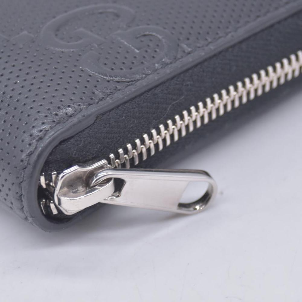 $790 GUCCI Jumbo GG Embossed Perforated Zip Around Wallet Black CONSIGNMENT 10021209