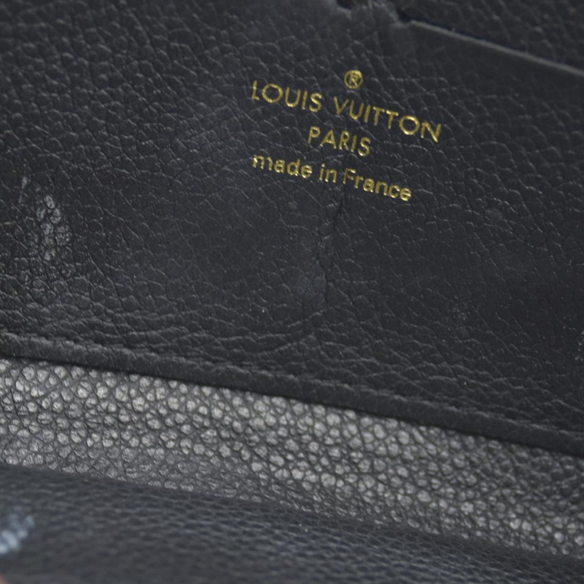 $1070 Prada Black Saffiano Leather Travel Zip Around Wallet CONSIGNMENT