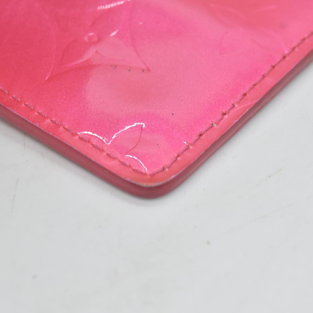 $490 Louis Vuitton Vernis Key Pouch Framboise CONSIGNMENT