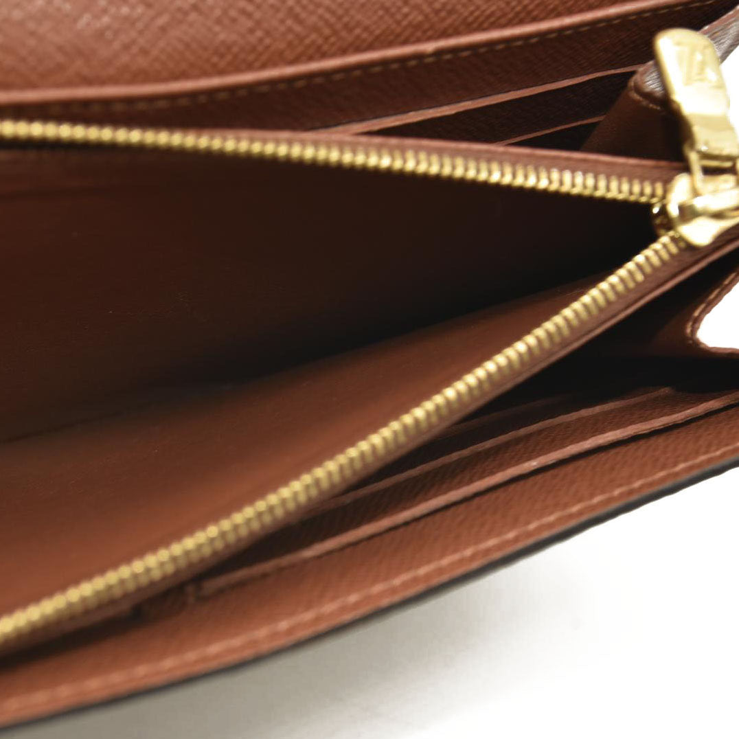 LOUIS VUITTON Monogram Sarah Wallet  CT0188