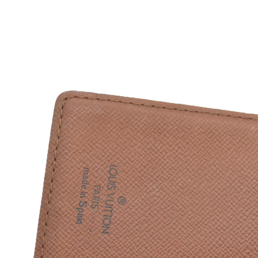 $505 Louis Vuitton  Monogram Small Ring Agenda Cover CA1919