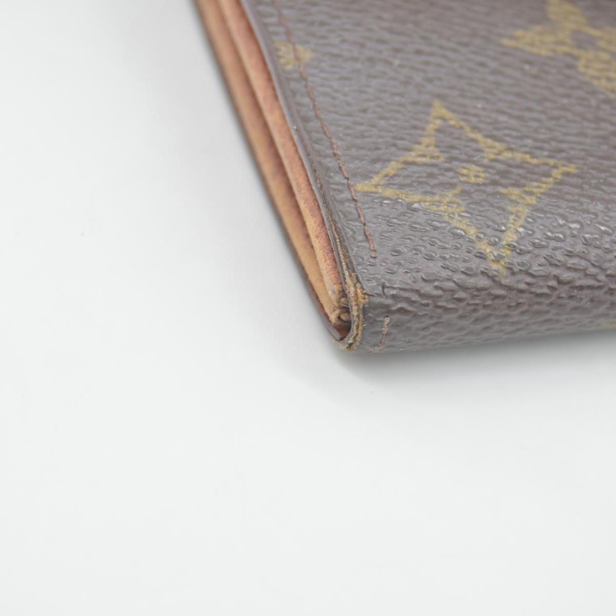 $775 Louis Vuitton Monogram Portefeiulle Sarah Long Bifold Wallet Brown CONSIGNMENT