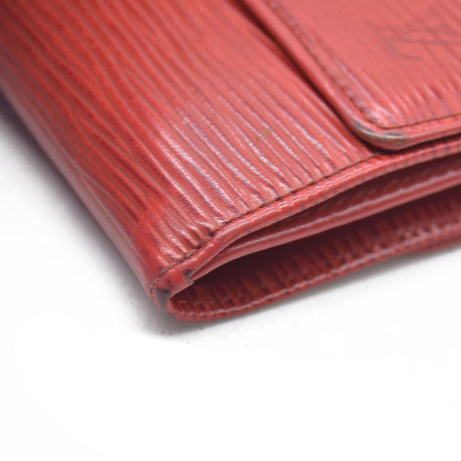 AUCTION $650 Louis Vuitton  Epi Elise Wallet Castillan Red