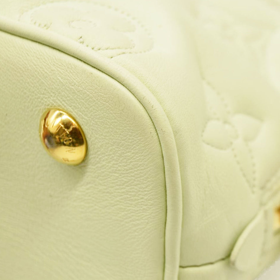 LOUIS VUITTON Calfskin Bubblegram Alma BB Light Green