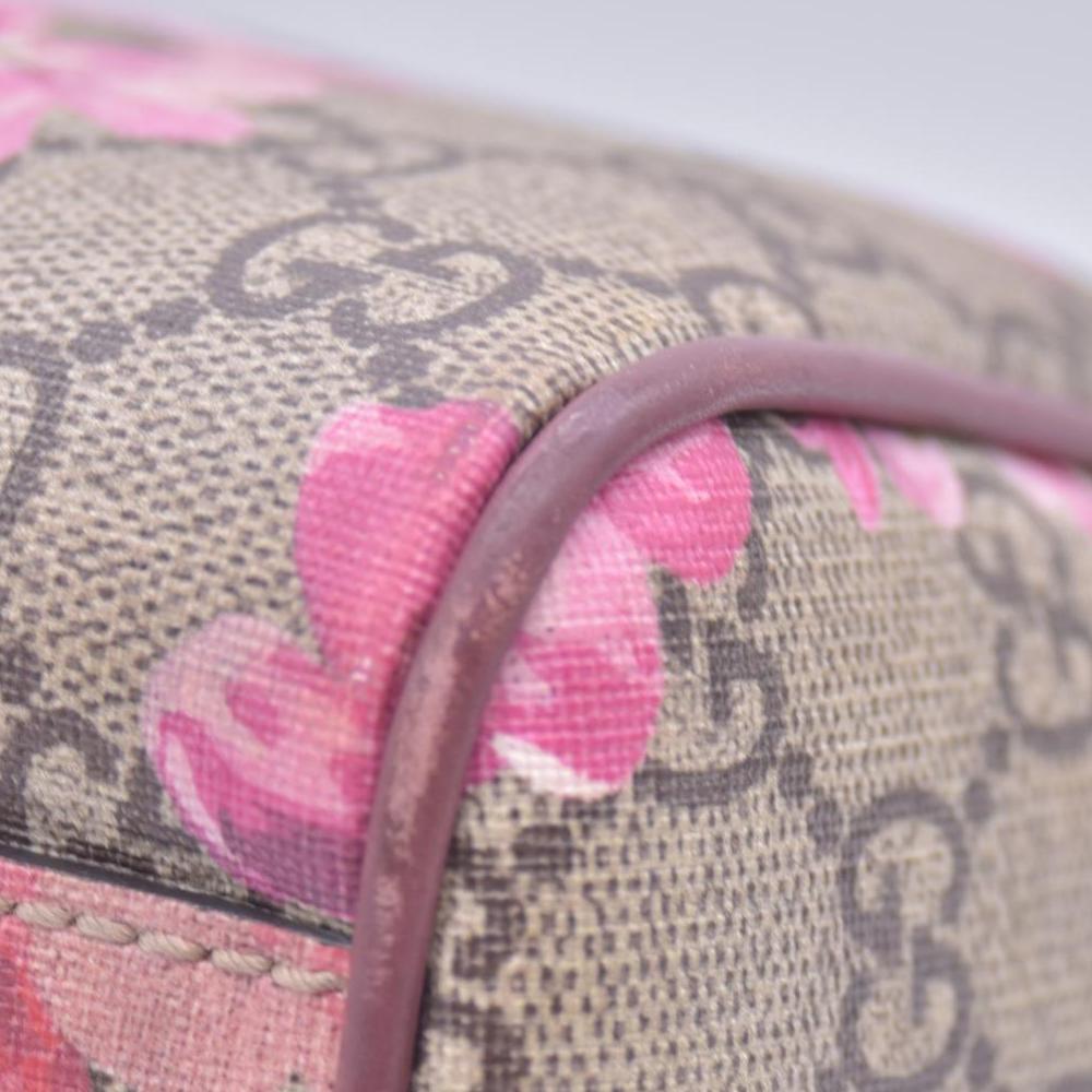 $1390 Gucci GG Supreme Monogram Blooms Small Boston Beige Multicolor Dry Rose CONSIGNMENT