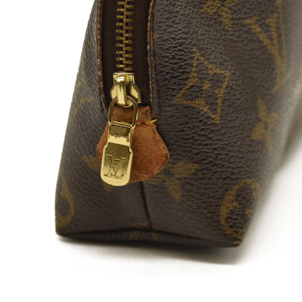 LOUIS VUITTON  Monogram Cosmetic Pouch  DK1142