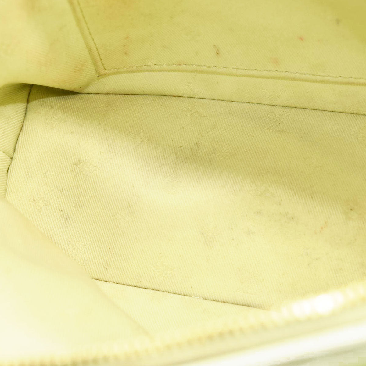 LOUIS VUITTON Calfskin Bubblegram Alma BB Light Green