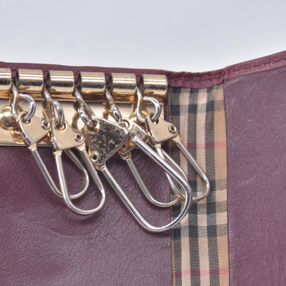 $320 BURBERRYS Grainy Leather Check Embossed 5-Key Case Burgundy CONSIGNMENT 10021214