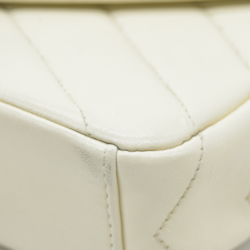 2016 $3400 Chanel Ivory Chevron Quilted Leather Paris-Seoul Coco Envelope Small Crossbody Bag