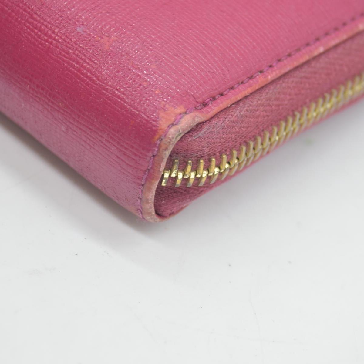 $850 Fendi Amarena Vitello Elite Leather Zippy Wallet CONSIGNMENT