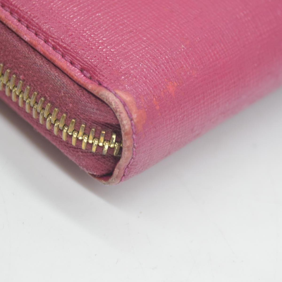 $850 Fendi Amarena Vitello Elite Leather Zippy Wallet CONSIGNMENT