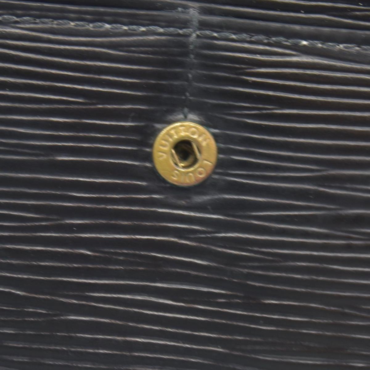 $805 Louis Vuitton Epi Sarah Wallet Black CONSIGNMENT